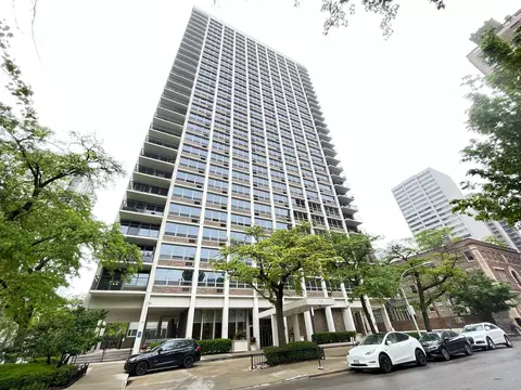 88 W Schiller St #2805L, Chicago, IL 60610
