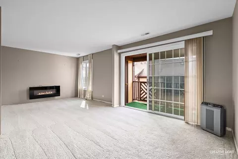 1778 Gloucester Ct #B, Wheaton, IL 60189 photo 6
