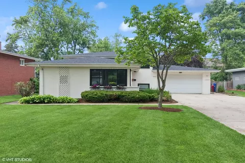 707 Cadillac Dr, Wheaton, IL 60187