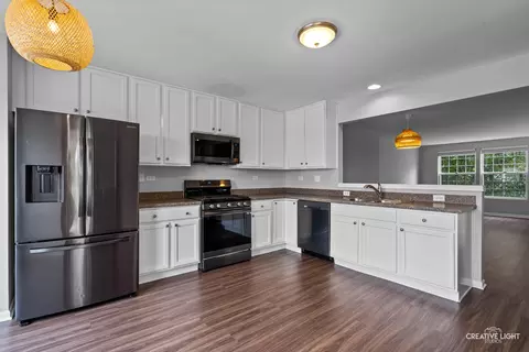 2503 Emily Ln, Elgin, IL 60124 photo 7