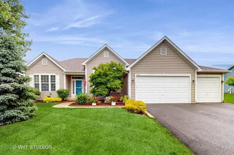 2217 Tyler Trl, Mchenry, IL 60051