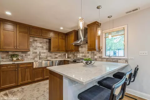 Kitchen - 730 Brown Ave, Evanston, IL 60202 photo 1 of 3