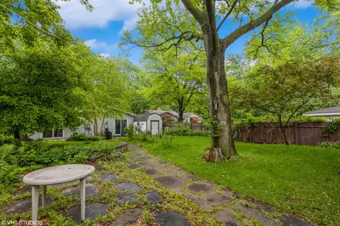 Exterior - 730 Brown Ave, Evanston, IL 60202 photo 4 of 4