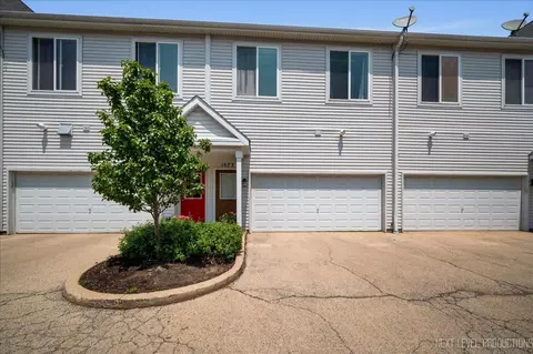 1673 Town Center St #1673, Aurora, IL 60504