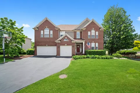 17701 Auburn Ridge Dr, Lockport, IL 60441