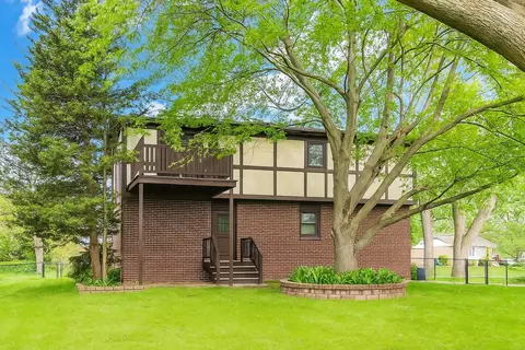 10117 Potter Rd, Des Plaines, IL 60016 photo 34