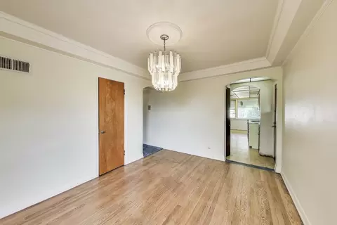 10117 Potter Rd, Des Plaines, IL 60016 photo 7