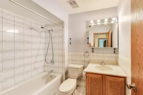 10117 Potter Rd, Des Plaines, IL 60016 photo 27