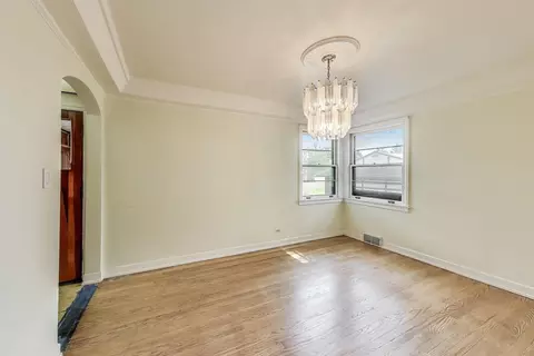 10117 Potter Rd, Des Plaines, IL 60016 photo 10