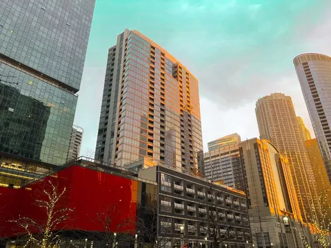 240 E Illinois St #2206, Chicago, IL 60611