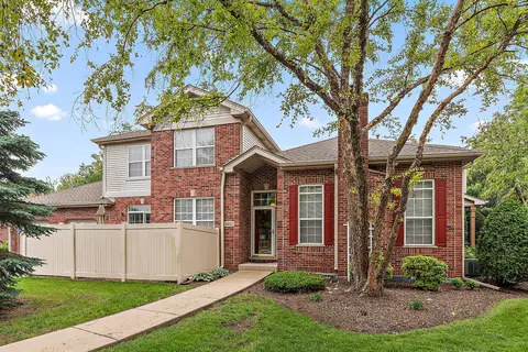 6603 Pine Lake Dr, Tinley Park, IL 60477