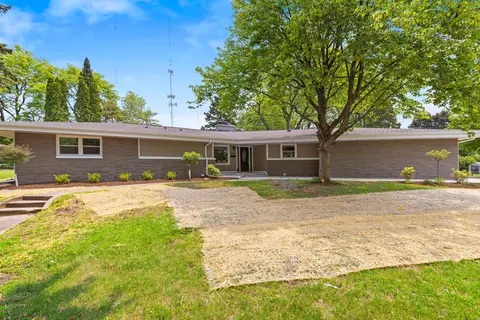 1015 Arden Ave, Rockford, IL 61107