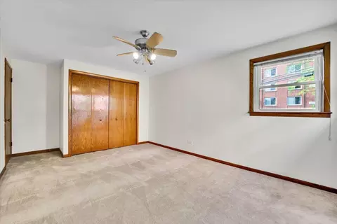 Bedroom - 901 E Ardyce Ln, Mount Prospect, IL 60056 photo 7 of 17