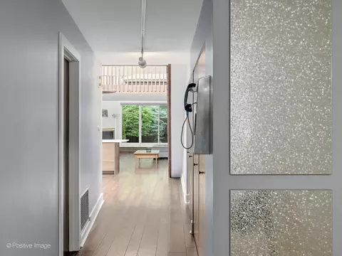 Entry Way - 241 E Burlington St #A, Riverside, IL 60546 photo 2 of 6