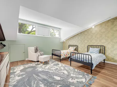 Bedroom - 241 E Burlington St #A, Riverside, IL 60546 photo 3 of 3