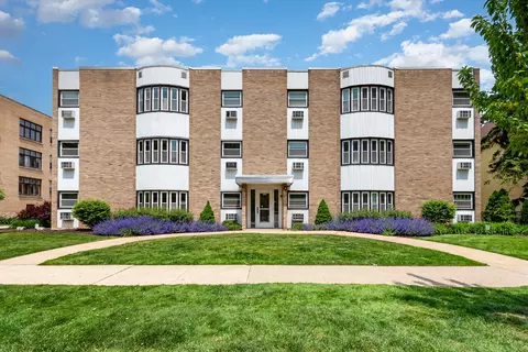 1130 Ontario St #B1, Oak Park, IL 60302
