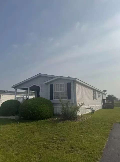 24 Cynthia Ln, Beecher, IL 60401