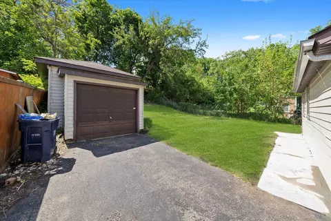 30 Lynch St, Elgin, IL 60123 photo 36