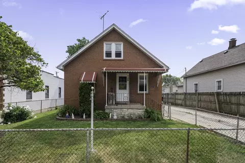 6513 Kane Ave, Hodgkins, IL 60525
