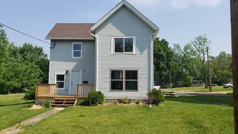 402 W Fulton St, Polo, IL 61064