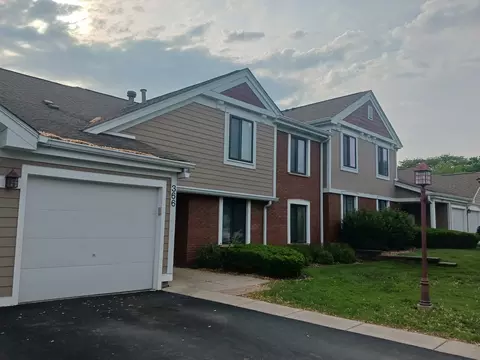 366 Pinetree Ln #B1, Schaumburg, IL 60193