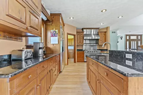 Kitchen - 12830 Beloit Rd, Caledonia, IL 61011 photo 4 of 4