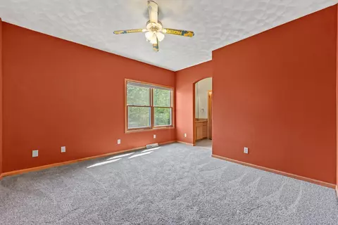 Bedroom - 12830 Beloit Rd, Caledonia, IL 61011 photo 4 of 7
