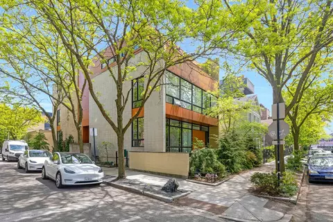 839 N Hermitage Ave #101, Chicago, IL 60622
