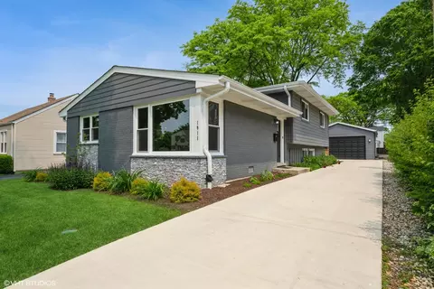 1011 N Ridge Ave, Arlington Heights, IL 60004