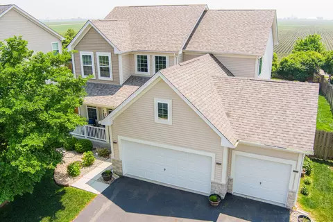 7214 Donovan Dr, Joliet, IL 60431
