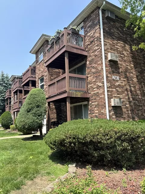 14730 Kilpatrick Ave #3E, Midlothian, IL 60445
