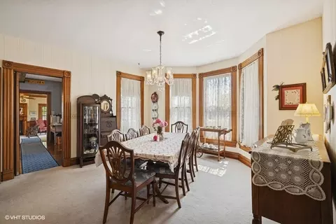 Dining - 314 Washington St, Algonquin, IL 60102 photo 1 of 1