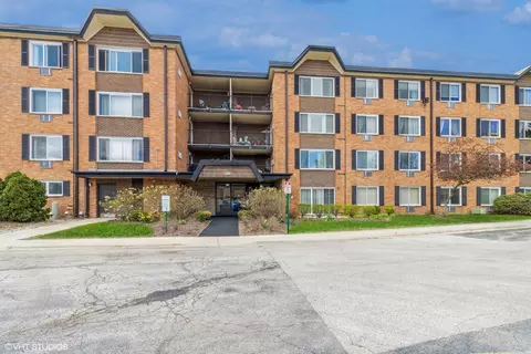 1106 S New Wilke Rd #401, Arlington Heights, IL 60005