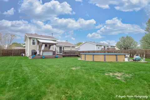 155 Shadowbrook Dr, Capron, IL 61012 photo 27
