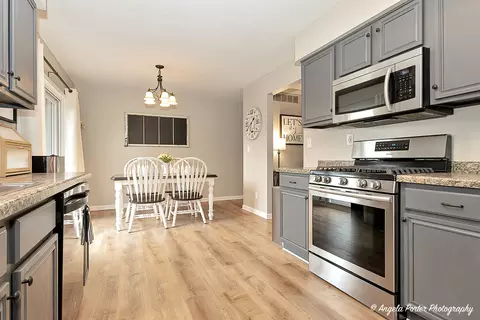 155 Shadowbrook Dr, Capron, IL 61012 photo 10