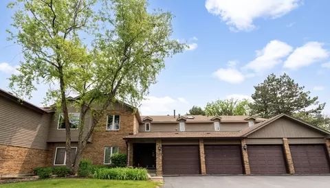 972 West Ct #C, Naperville, IL 60563