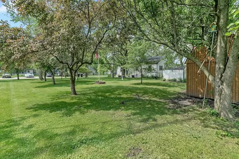 302 Wabash Ave, Campus, IL 60920 photo 20