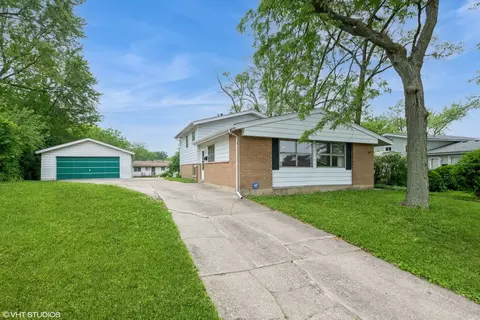 237 Early St, Park Forest, IL 60466