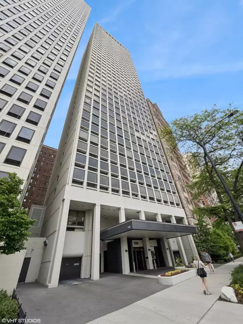 1110 N Lake Shore Dr #2S, Chicago, IL 60611