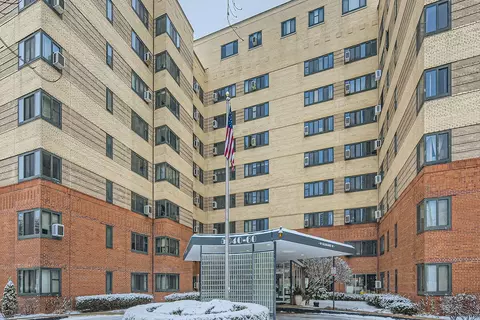 5052 N Marine Dr #D1, Chicago, IL 60640