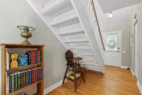 Entry Way - Undisclosed, Algonquin, IL 60102 photo 1 of 1