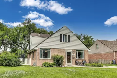 614 Beach Ave, La Grange Park, IL 60526