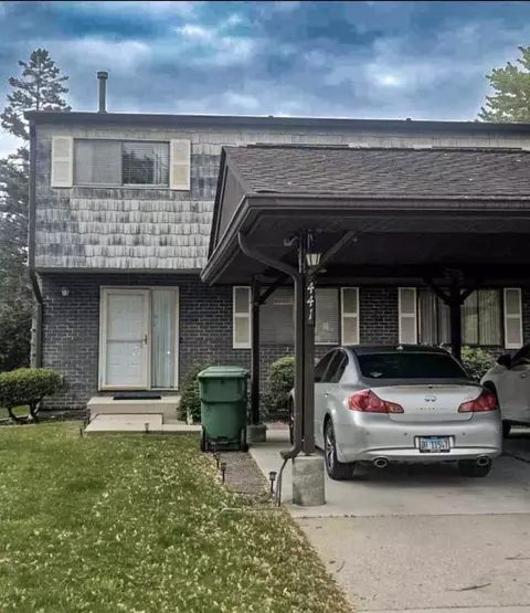 441 Commanche Trl, Wheeling, IL 60090