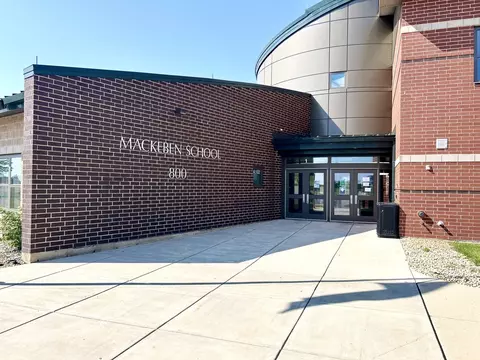 1003 Dr John Burkey Dr, Algonquin, IL 60102 photo 24