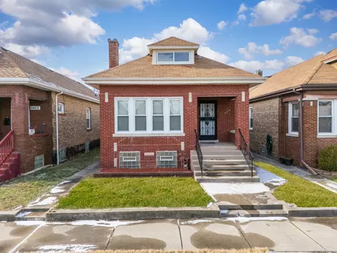 8418 S Ada St, Chicago, IL 60620
