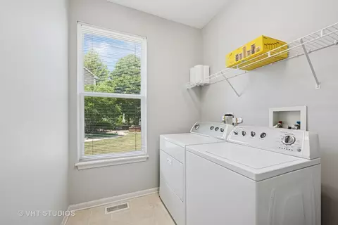 4370 Whitehall Ln, Algonquin, IL 60102 photo 18