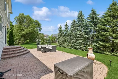 4370 Whitehall Ln, Algonquin, IL 60102 photo 32