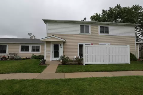 1483 Cornell Ct, Hoffman Estates, IL 60169