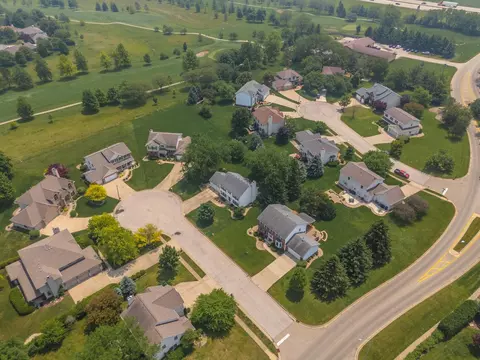 View/Area - 1101 Sterling Glen Cc Ct, Normal, IL 61761 photo 6 of 7