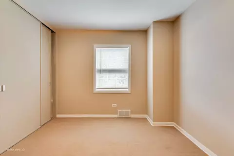 Bedroom - 768 S Spring Rd, Elmhurst, IL 60126 photo 2 of 4